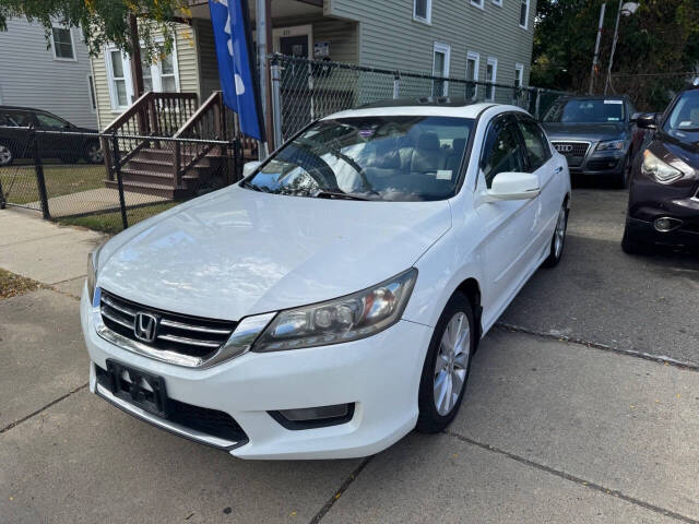 2014 Honda Accord for sale at Stateside Auto Sales And Repair in Roslindale, MA