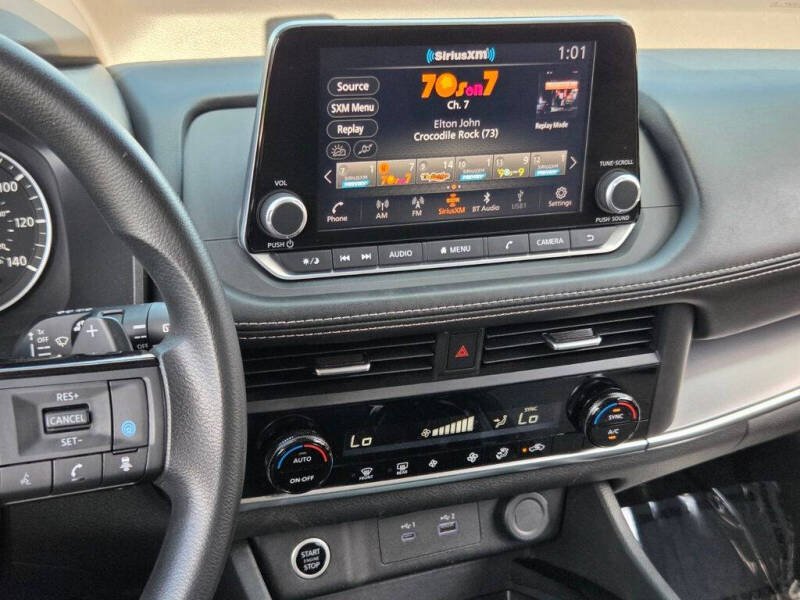 2023 Nissan Rogue SV - Photo 21