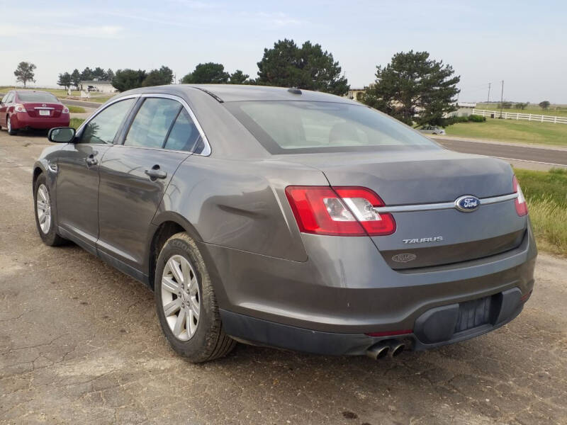 2012 Ford Taurus SE