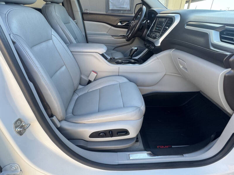 2017 GMC Acadia SLT-2