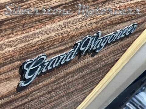 1989 Jeep Grand Wagoneer