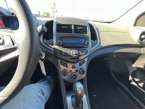 2014 Chevrolet Sonic LT Auto