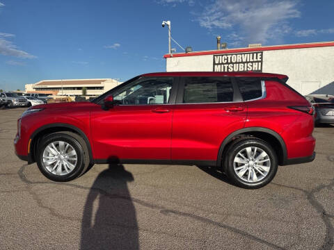 2025 Mitsubishi Outlander ES