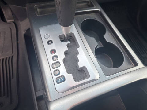 2011 Nissan Titan SV