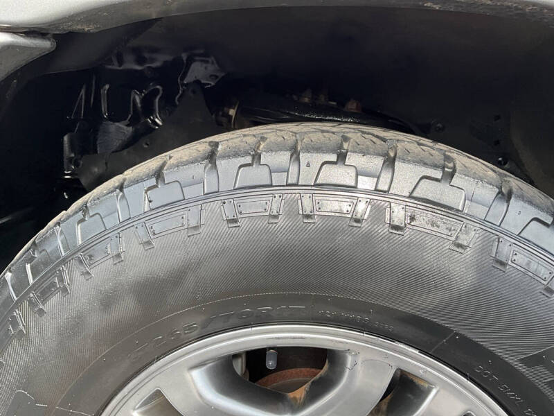 2004 Toyota Sequoia Limited