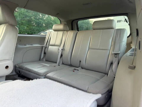 2011 GMC Yukon XL SLT