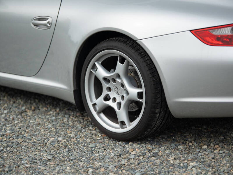 2005 Porsche 911 Carrera