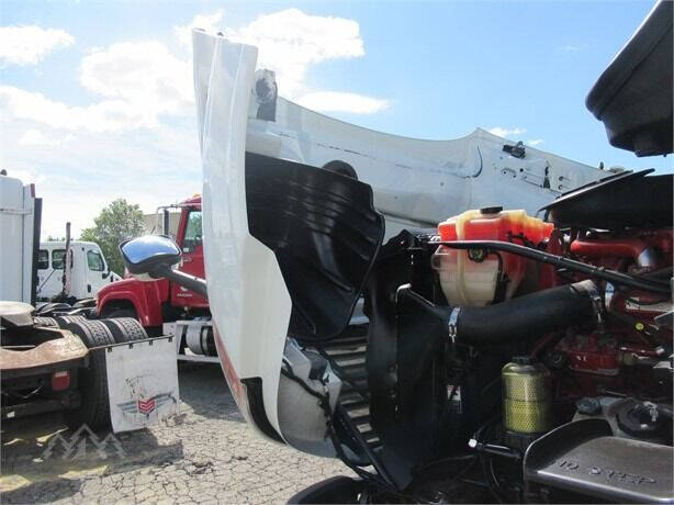 2014 Freightliner Cascadia