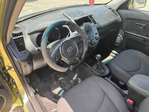 2011 Kia Soul +