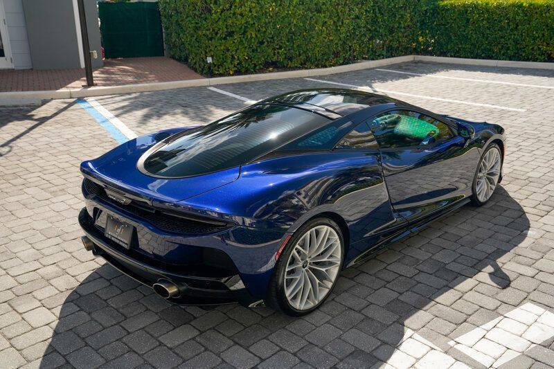 2023 McLaren GT