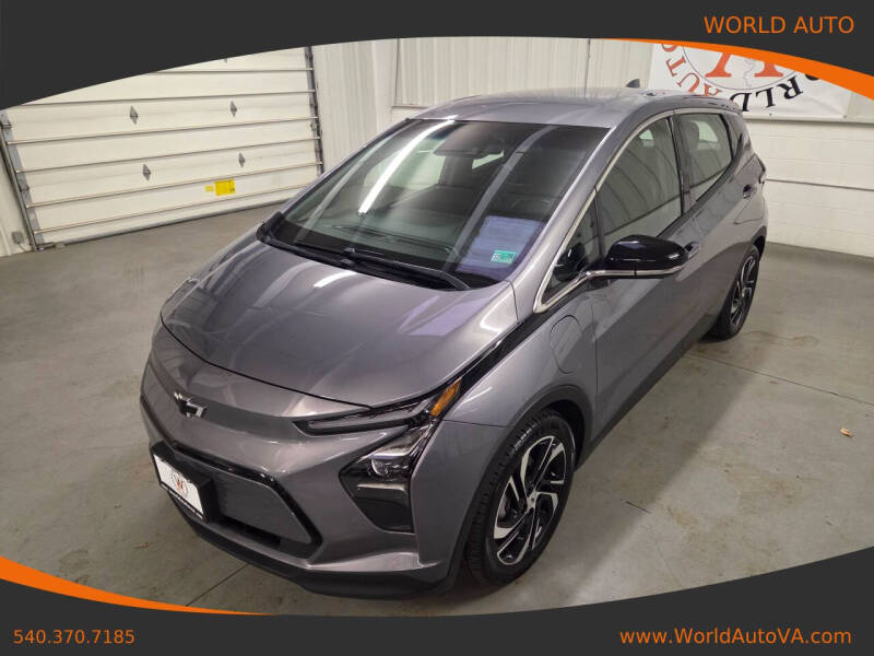 2023 Chevrolet Bolt EV 2LT's photo