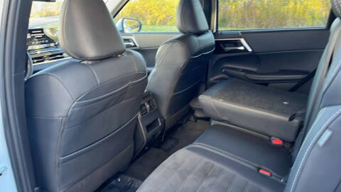 2024 Mitsubishi Outlander Ralliart