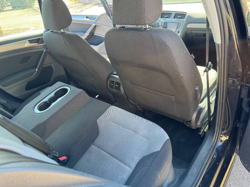 2016 Volkswagen e-Golf SE