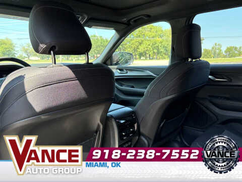 2025 Jeep Grand Cherokee L Laredo X