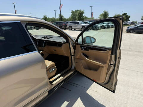2018 Porsche Macan S