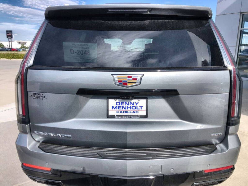 2025 Cadillac Escalade Sport Platinum