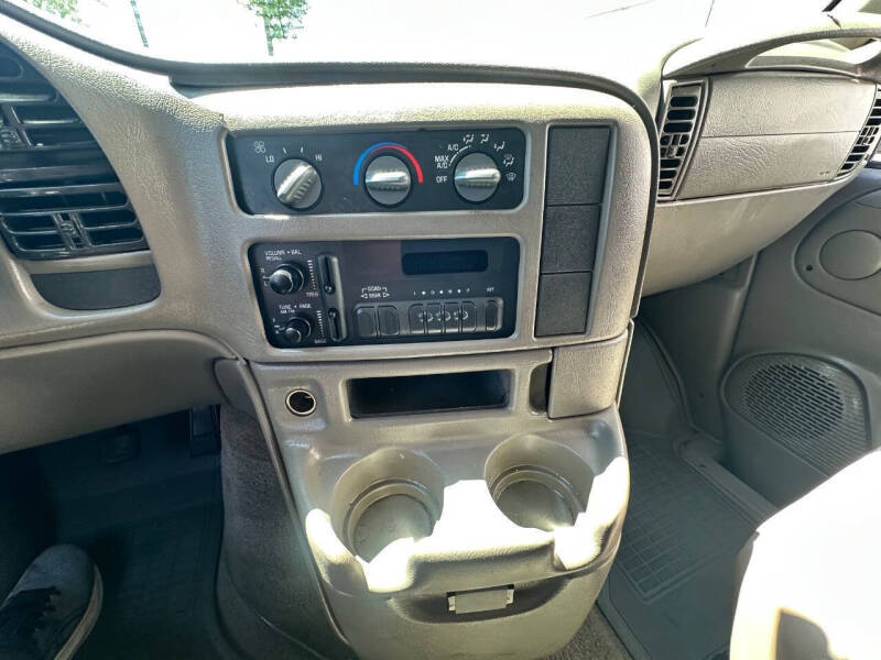 2004 Chevrolet Astro