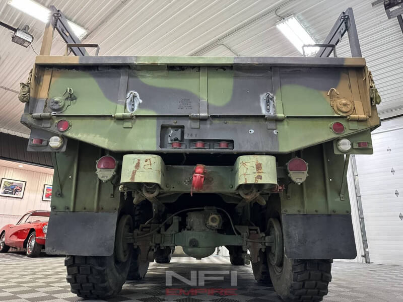 1990 AM General M35A2