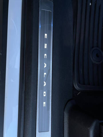 2023 Cadillac Escalade ESV Sport Platinum