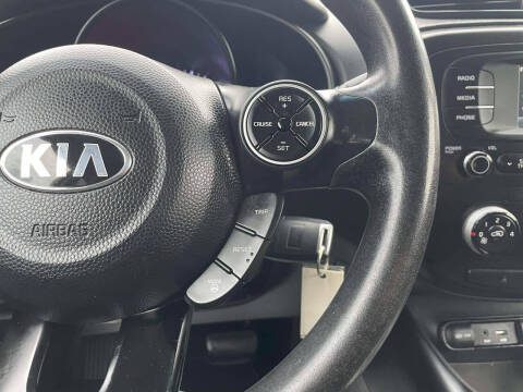2016 Kia Soul +