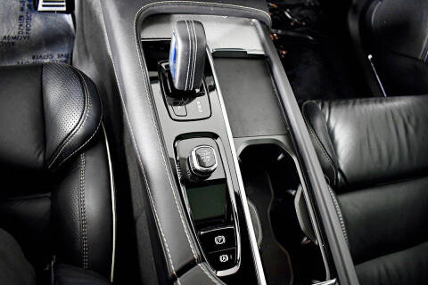 2022 Volvo XC90 Recharge T8 R-Design