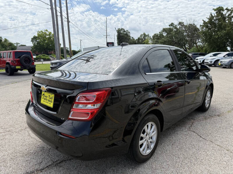 2019 Chevrolet Sonic LT Auto