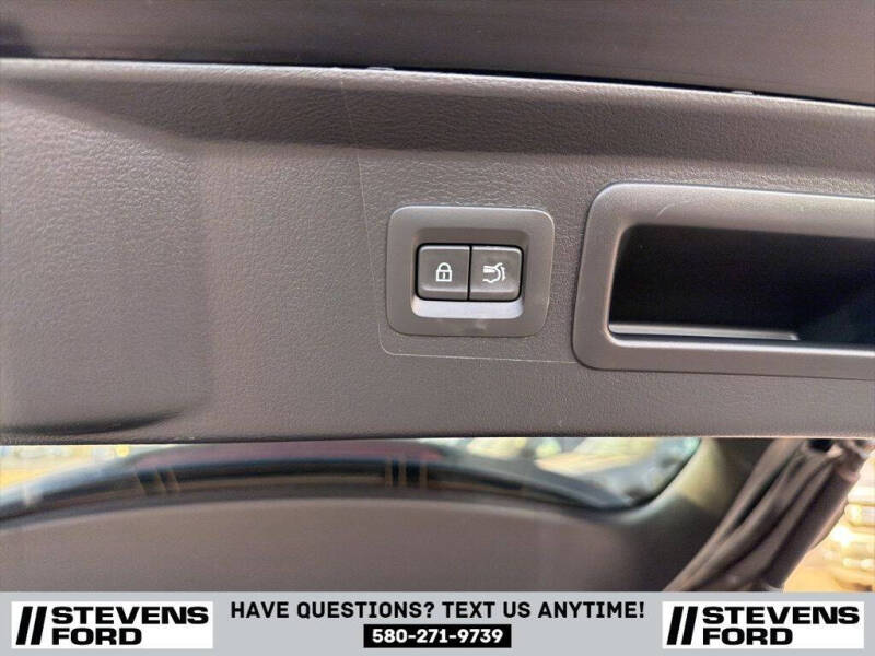 2025 Mazda CX-50 2.5 S Preferred