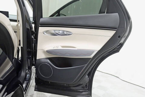 2024 Genesis GV70 2.5T Standard