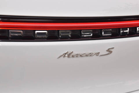 2023 Porsche Macan S