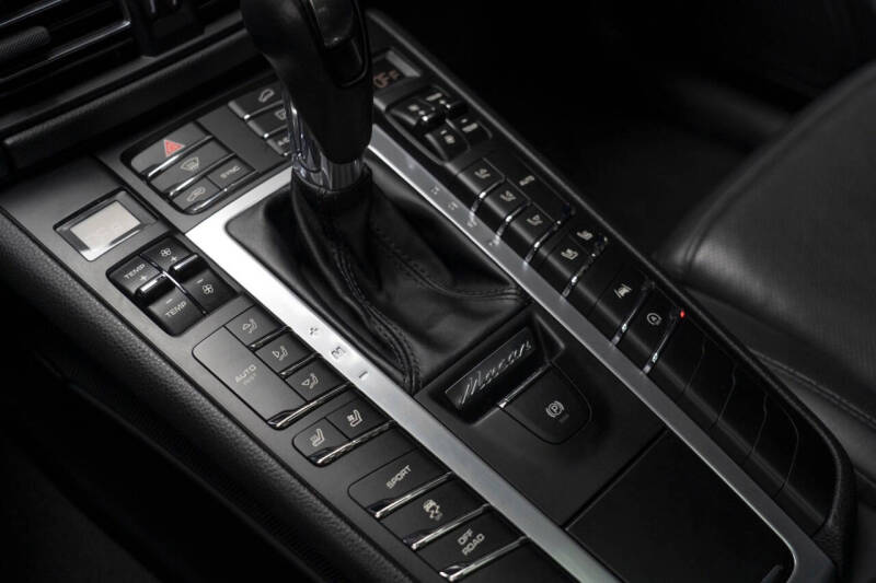 2020 Porsche Macan