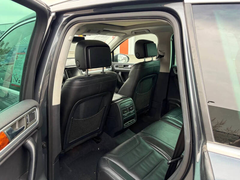 2012 Volkswagen Touareg