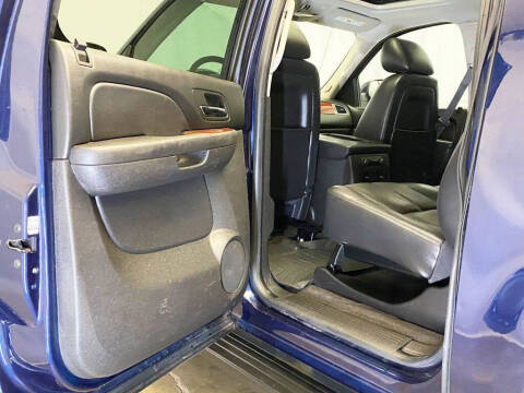 2012 Chevrolet Avalanche LT