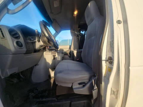 2011 Ford E-Series E-250