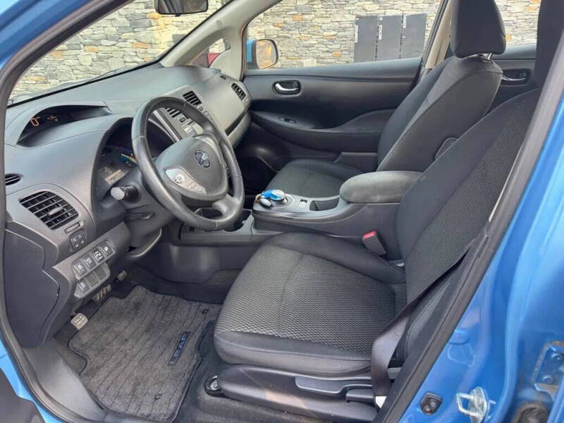 2014 Nissan LEAF S