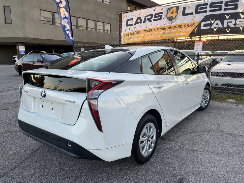 2017 Toyota Prius