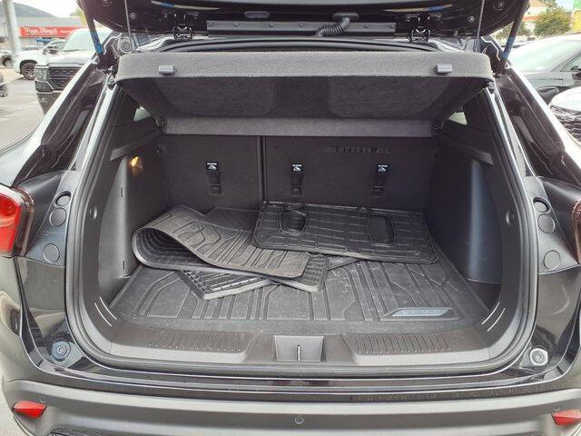 2025 Chevrolet Trax RS