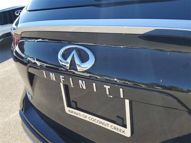 2025 Infiniti QX50 Luxe