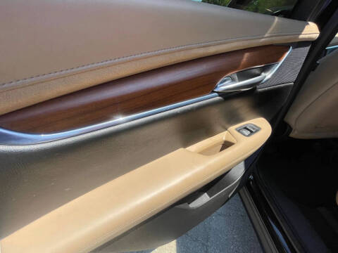 2018 Cadillac XT5 Platinum