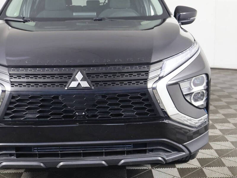2023 Mitsubishi Eclipse Cross LE