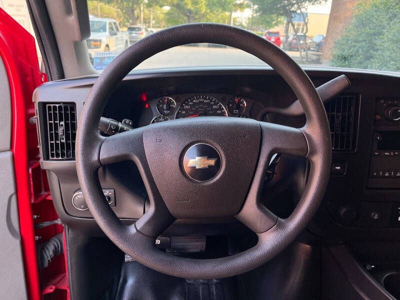 2024 Chevrolet Express 2500