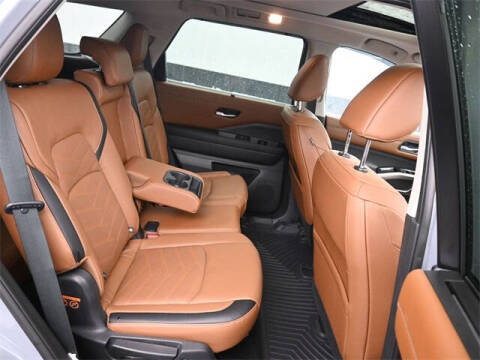 2022 Nissan Pathfinder Platinum