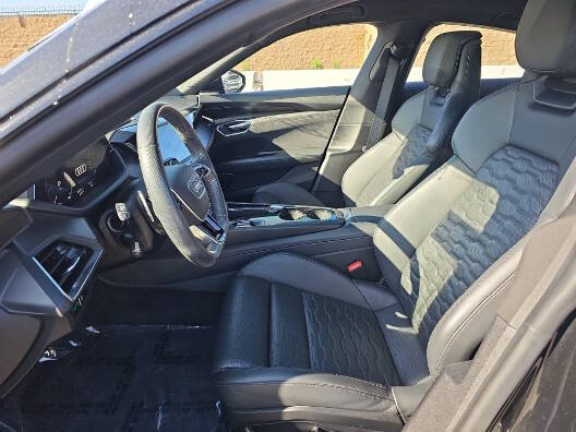 Used 2022 Audi e-tron GT Prestige with VIN WAUEJBFW2N7004900 for sale in Skokie, IL