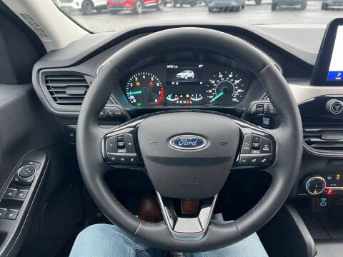 2022 Ford Escape SE