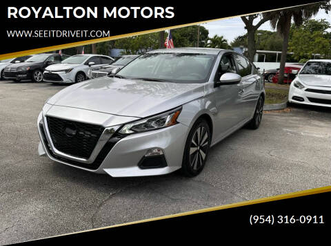 2021 Nissan Altima for sale at ROYALTON MOTORS in Plantation FL
