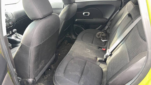 2016 Kia Soul +