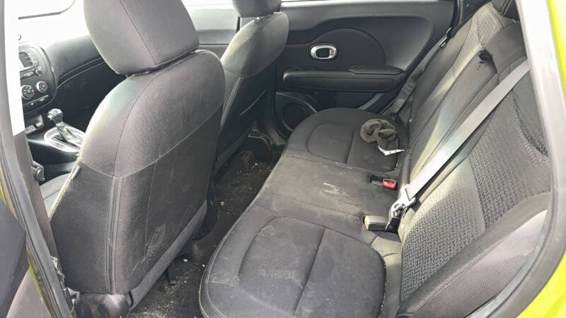 2016 Kia Soul +