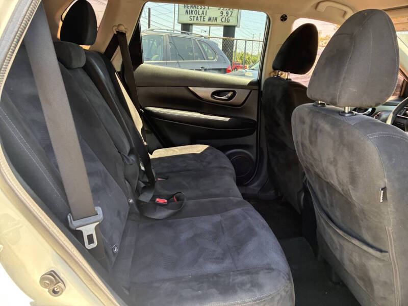 2015 Nissan Rogue S