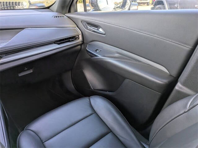 2024 Cadillac XT4 Premium Luxury