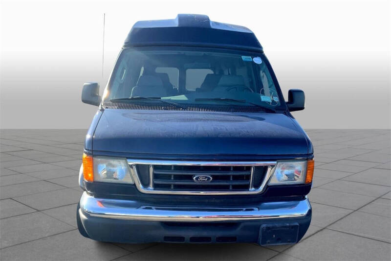 2005 Ford E-Series E-150