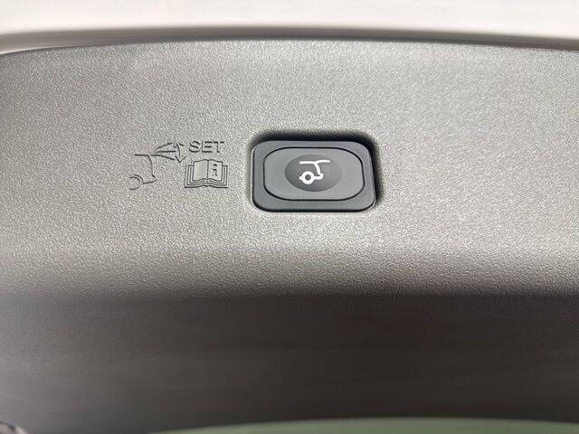 2025 Lincoln Nautilus Hybrid Premiere